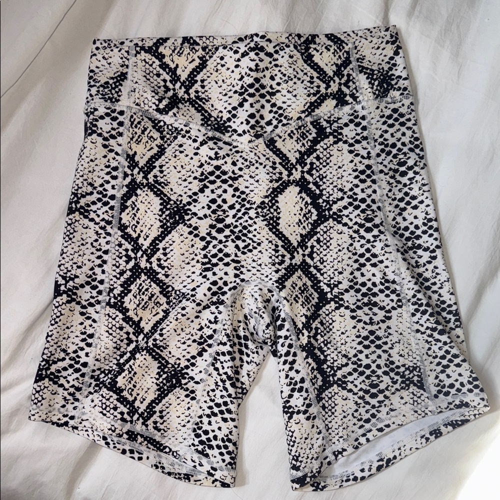 Vitality Biker Shorts